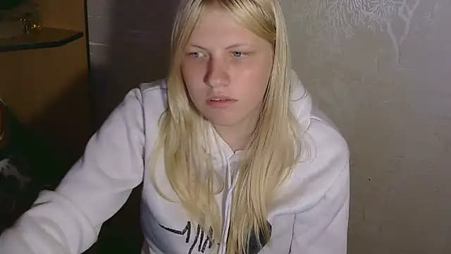Live show preview for Victoria_ooo