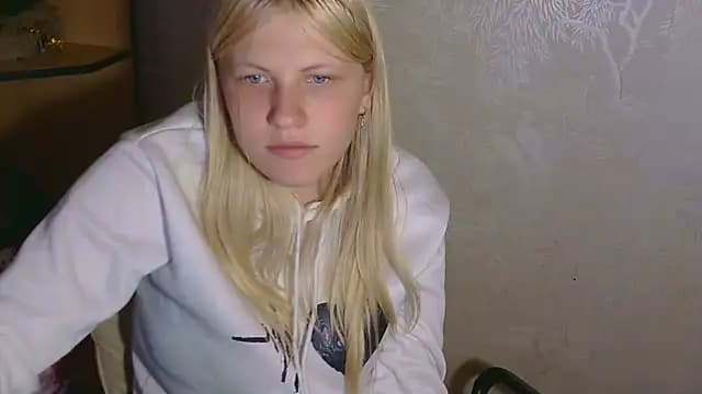 Live show preview for Victoria_ooo