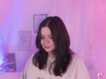 Live show preview for centaurigirls