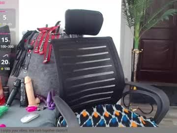 Live show preview for dark_coco