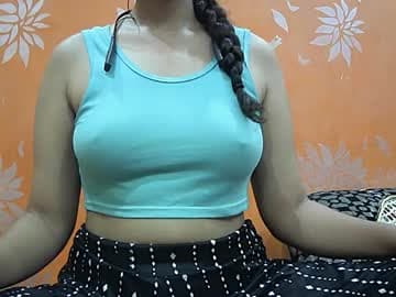 Live show preview for ishika_singh_