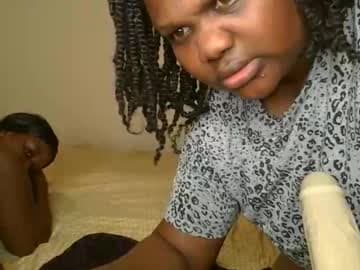 Live show preview for sassie_bee