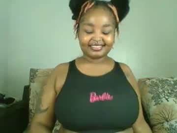 Live show preview for thicque