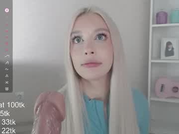 Live show preview for vickyfuckingdoll